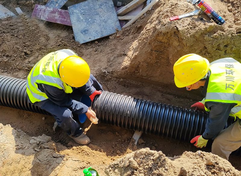 “五一”假期不停工(gong) 堅守一線保工期 緻敬一線工作(zuo)者(zhe)